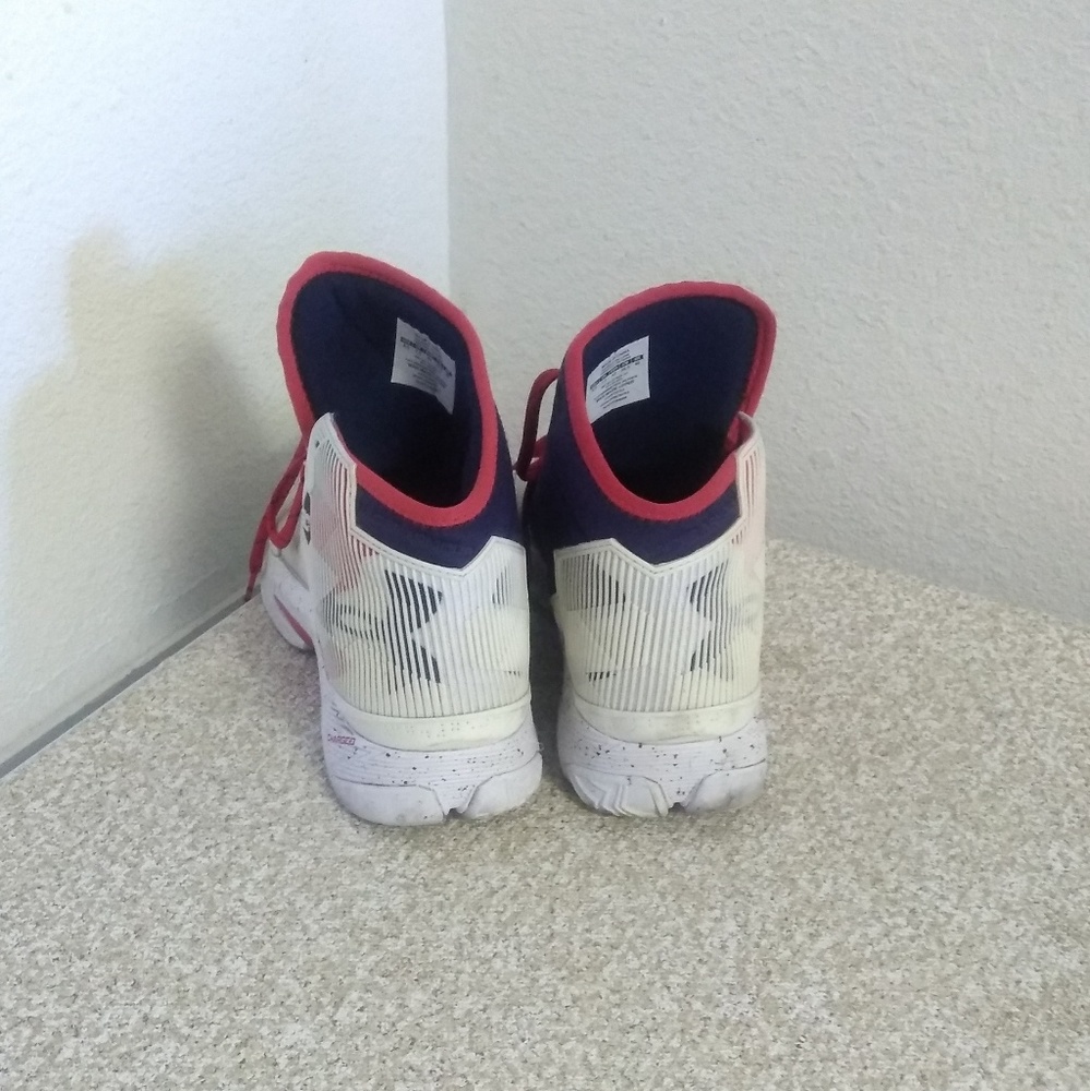 Under Armour Steph Curry Lace Up Basketball Shoes - Picture 4 of 6